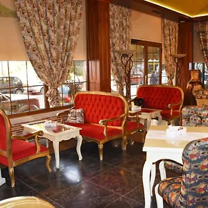 2 Kitarrat Boutique & Hotel Durres